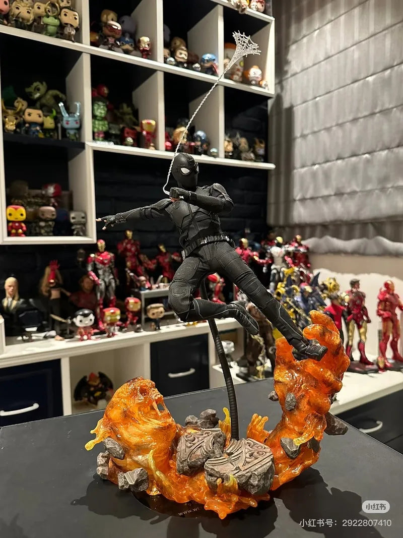 Figurine de Collection Spider-Man Costume Furtif