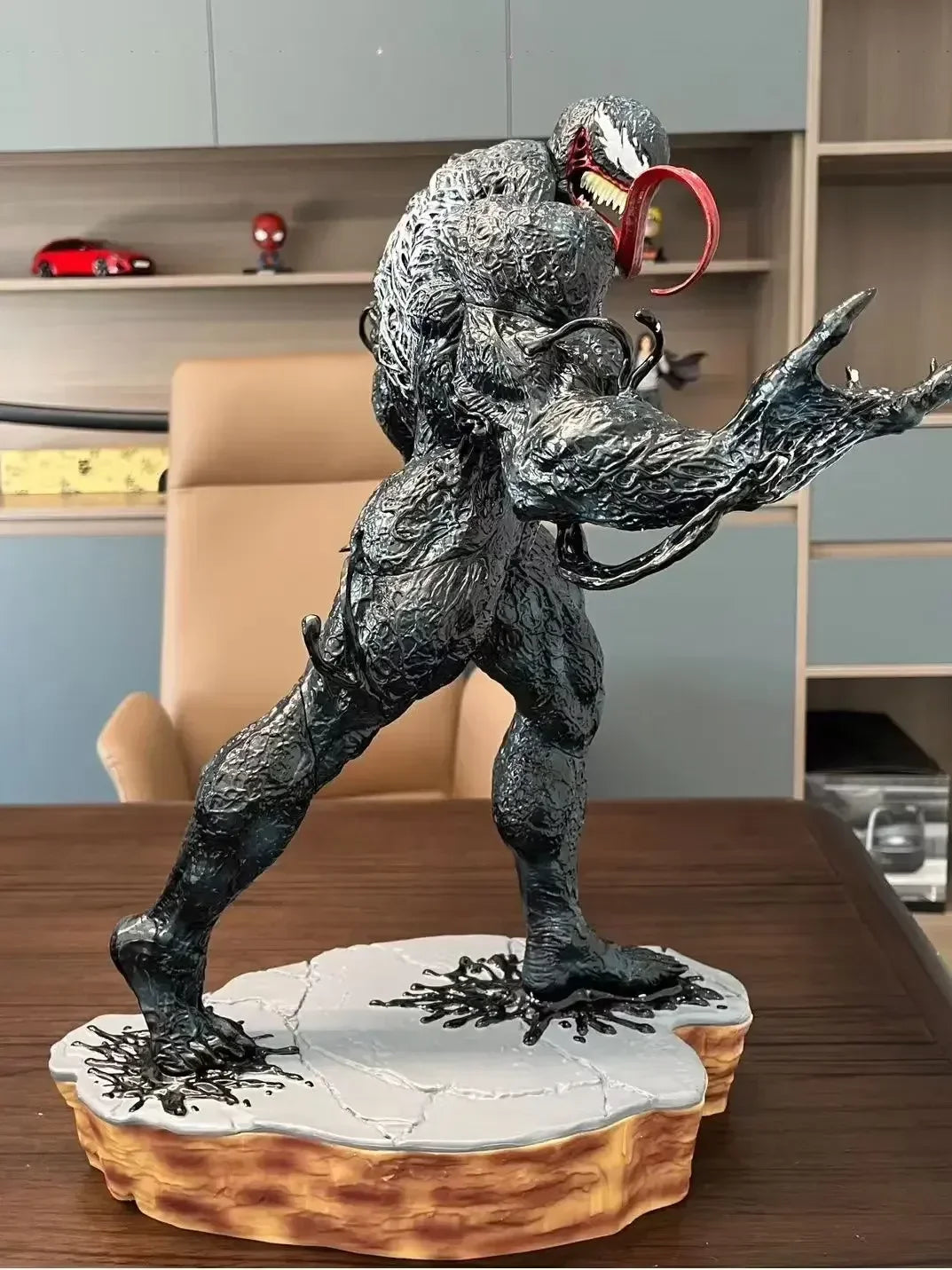 Figurine Spider-Man - Venom en Résine Premium