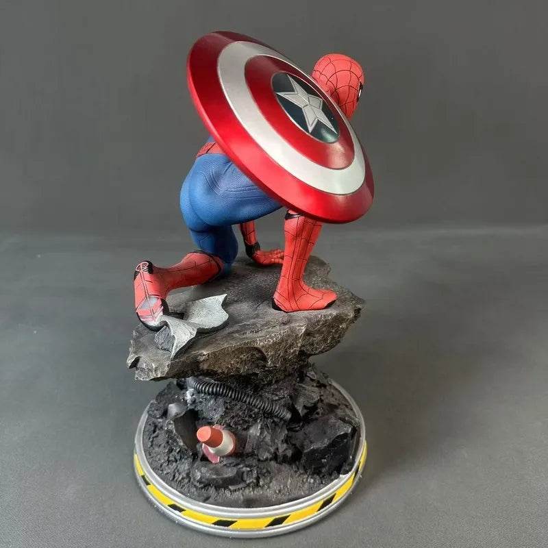 Figurine Spider-Man avec le Bouclier de Captain America