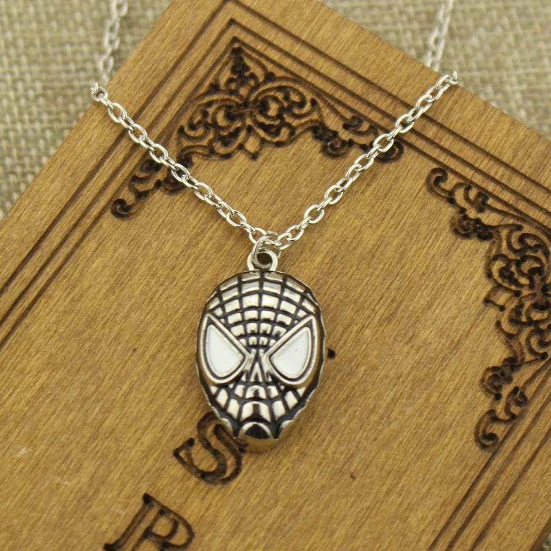 Collier Masque de Spider-Man