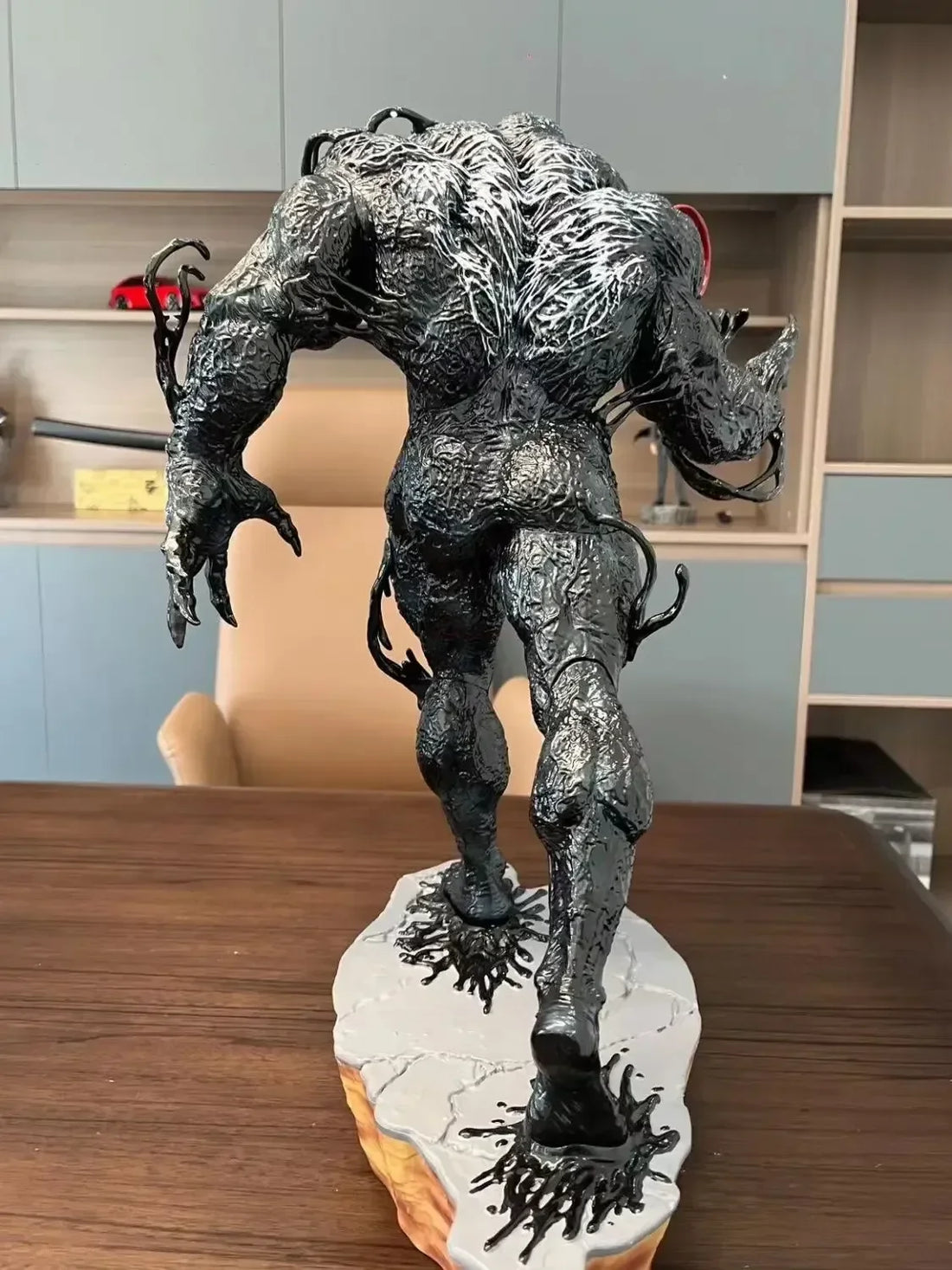 Figurine Spider-Man - Venom en Résine Premium
