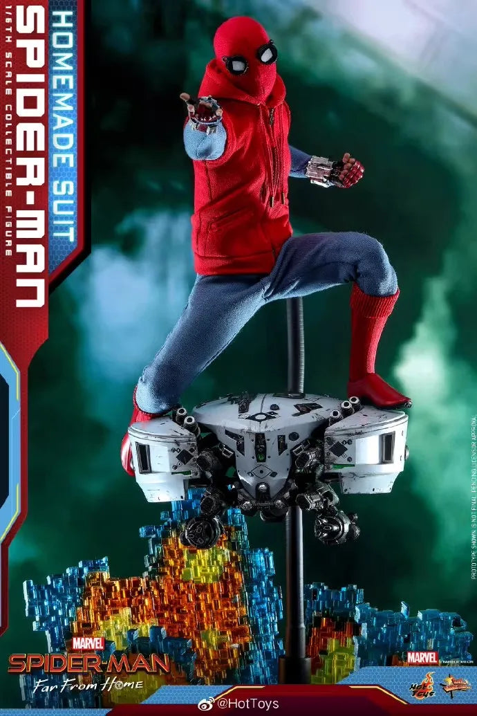 Figurine de Collection Spider-Man Far From Home VS les Drones